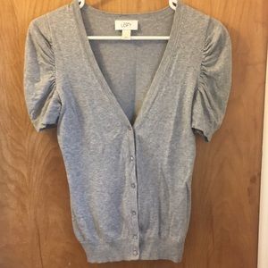 Gray rouged shortsleeved LOFT sweater